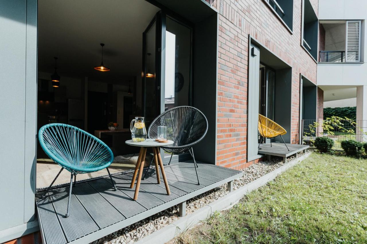 Garden Old Town With Free Parking And Garden Apartment Krakow Exterior photo