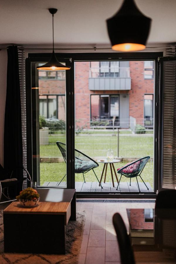 Garden Old Town With Free Parking And Garden Apartment Krakow Exterior photo